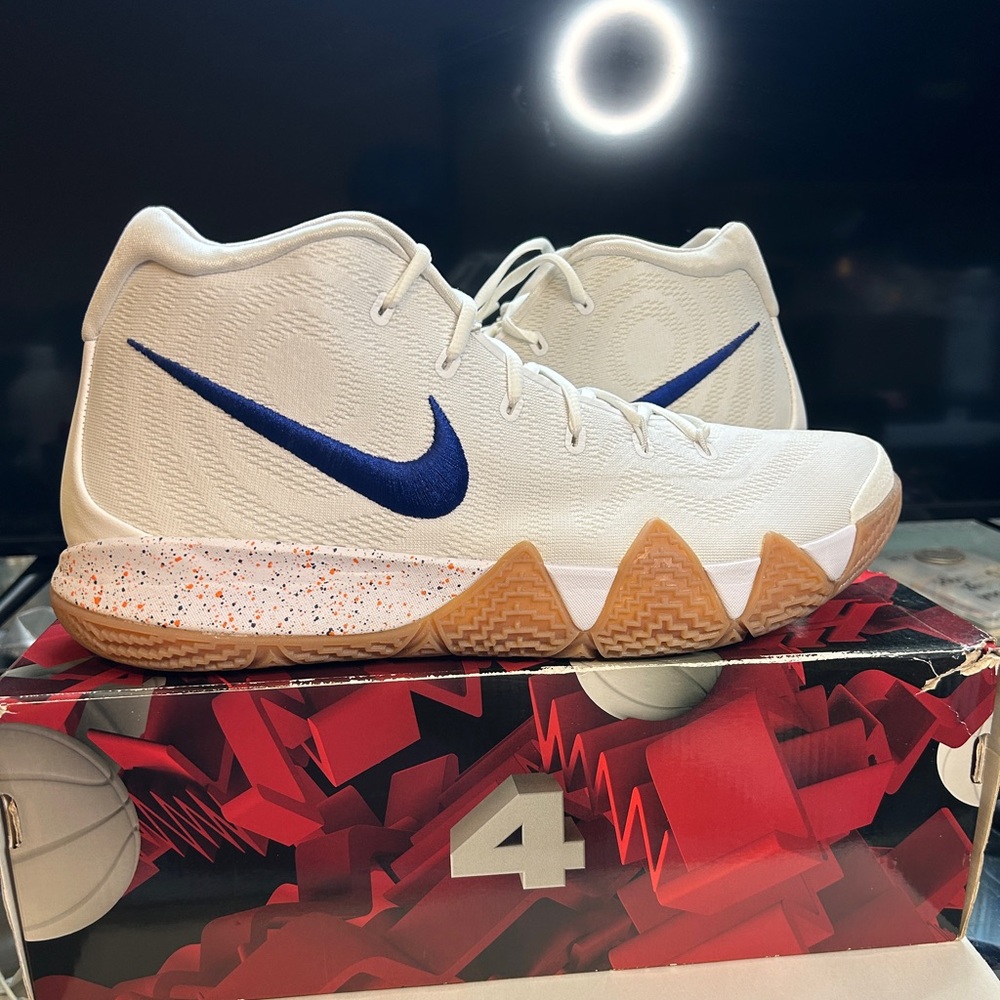 Size 13.5 - New Nike Kyrie 4 Uncle Drew